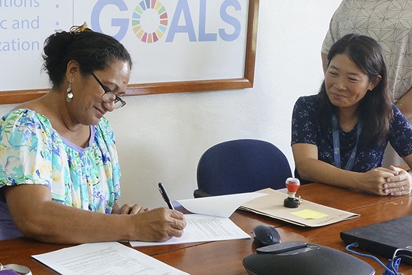 Samoa Knowledge Society Initiative gains momentum with handover of furniture for the Lifelong Learning Lab